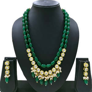 Conjunto de Joyería Tradicional Chapada en Oro con Kundan y Cuentas en Capas para Mujer |   Elegante Collar de Varias Capas con Pendientes a Juego - Product Image 1