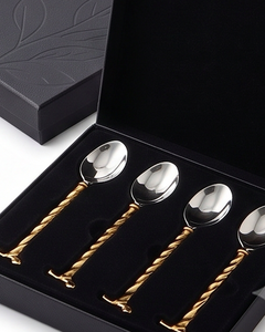 Ensemble de cuillères à miel élégantes en or avec manche torsadé, couverts en métal, finition miroir haute brillance, compatibles lave-vaisselle, vaisselle de mariage - Product Image 6