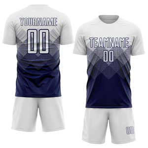 Ensemble de vêtements de football pour jeunes, dernières créations de l'équipe, sur mesure, best-seller, maillot de football de qualité supérieure pour l'entraînement et les exercices en plein air - Product Image 1