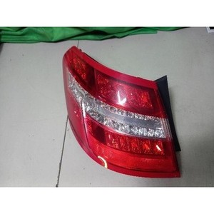 ชุดไฟท้ายด้านซ้าย E-class ด้านซ้าย (ด้านคนขับ) รุ่น US A2129060558 - Product Image 1