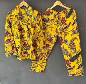 ชุดนอนผ้าฝ้ายพิมพ์ลายแฟชั่น ชุดนอนสองชิ้นเนื้อนุ่ม ชุดนอนใส่ในบ้าน - Product Image 4