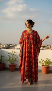 Caftán Maxi Boho Tie Dye Hecho a Mano para Mujer, Ropa de Playa y Resort, Verano, Informal, Algodón, Cuello en V, Corte Holgado, Ecológico - Product Image 3