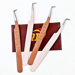 Pinzas para Manicura y Pestañas de Marca Privada, Plateadas, Ecológicas, de Acero Inoxidable con Recubrimiento en Polvo, Sostenibles, Suaves, para Volumen en Abanico - Product Image 1