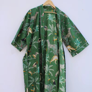 Bata Kimono de Algodón Suave y Transpirable con Estampado de Dibujos Animados Naaz Textile para Mujer, Camisón de Verano Hecho a Mano ODM con Cuello en V y Cintura Elástica - Product Image 1