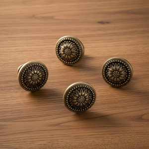 Tirador de Mueble de Bronce Antiguo con Diseño de Girasol, Pomo Decorativo Floral para Cajón, Tirador Vintage para Armario, Cómoda y Guardarropa - Product Image 1