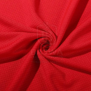 Polos élégants pour hommes, tissu doux et résistant, col au design soigné, parfaits pour la salle de sport, les tenues décontractées et les tenues élégantes au quotidien. - Product Image 6