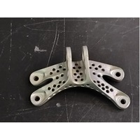 Impresora 3D SLM de Exportación India, Material SS316L, Velocidad de Impresión de 100 mm/s, Soporte Multiformato, Tolerancia de 0.2 mm, Aplicaciones Aeroespaciales