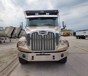 Camión Volquete DC64 Usado Original 2024 2023 con Bajo Kilometraje - Product Image 1