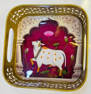 Pot en métal Pichwai artisanal avec plateau, finition vintage, style traditionnel, récipient décoratif, décoration intérieure - Product Image 5