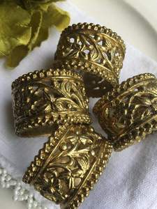 Anillo para Servilletas de Latón Vintage de Calidad Premium con Diseño Floral Dorado Antiguo y Filigrana, para Fiestas en Casa, Cenas Románticas y Decoración de Mesa Real - Product Image 4