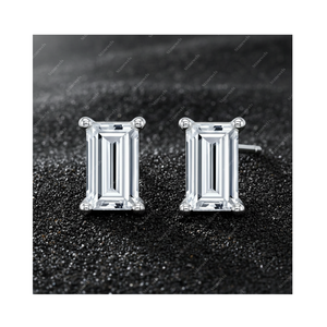Pendientes de Botón de Plata de Ley 925 Chapados en Oro Fino con Diamante Cultivado en Laboratorio de 3.0ct DEF VVS VS con Certificación GIA IGI, Regalo para Él y Ella - Product Image 1