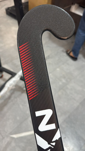 Bâton de hockey sur gazon professionnel en fibre de carbone composite pour l'entraînement et les matchs, équipement de hockey, fournisseur OEM personnalisé en gros - Product Image 4