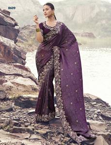 Las más hermosas colecciones de saris de seda de estilo étnico indio para fiestas y festivales, saris de bajo precio para bodas y eventos. - Product Image 4