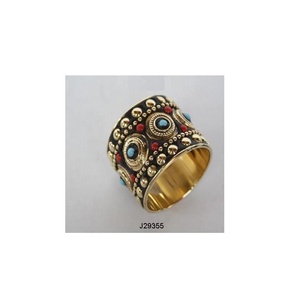 Rond de serviette mosaïque en laiton de haute qualité dans le vernis miroir disponible dans d'autres couleurs vaisselle hôtel restaurant anneaux de serviette en laiton - Product Image 2