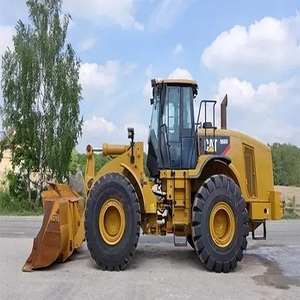 Chargeuse sur pneus puissante CATERPILLAR 966H conçue pour les tâches de construction exigeantes avec une fonctionnement stable et une haute productivité - Product Image 5
