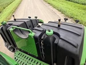 Machine agricole de 570 CV à faible nombre d'heures de fonctionnement, conçue pour une productivité maximale - Product Image 6