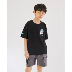 Ensemble de vêtements haut de gamme coréens pour enfants OZKIZ T07, collection d'été décontractée à motifs de dessins animés pour garçons de 6 à 9 ans, vente en gros de mode pour enfants - Product Image 1