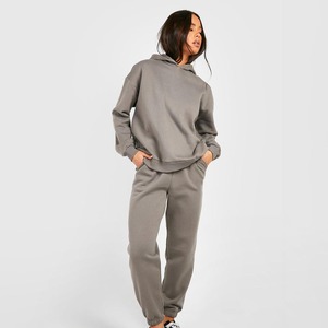 Ensemble sweat à capuche et pantalon molletonné gris uni en coton respirant brodé tie-dye grande taille pour femme automne-hiver - Product Image 2