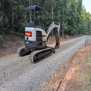 Mini-excavatrice professionnelle Bobcat E26 : Achetez maintenant ! Haute efficacité, compacte, prix de gros pour les travaux de construction commerciale. - Product Image 4
