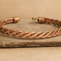 Pulsera de Cobre Puro Hecha a Mano para Hombre y Mujer, Joyería Ayurvédica Curativa, Diseño de Brazalete Ajustable, Artesanía de Calidad, Clásica y Moderna