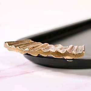 Modern <b>Black</b> Solid Oval Polished Metal Decorative Eco-Friendly <b>Serving</b> <b>Tray</b> Ribbed Handle Dishwasher Safe for Hotel Restaurant - Product Image 4