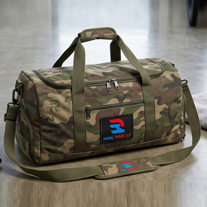 Sac de sport camouflage Regal Three Llc, 30-40L, fermeture éclair en nylon, compartiment intérieur, sangle réglable - Product Image 4