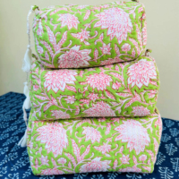 Tas Makeup Besar Multifungsi, Ringan, Tahan Air, Berbahan Katun Ramah Lingkungan Berkualitas Tinggi, Bermotif Cetak Blok, dengan Ritsleting