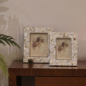 Handcraft mother of pearl inlay picture frame luxury shiny shell mosaic frames for family & wedding photos - Product Image 6
