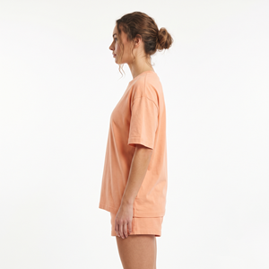 Ensemble court deux pièces pour femmes, tricot uni de haute qualité, personnalisable, t-shirt et short avec tissu respirant et écologique - Product Image 2