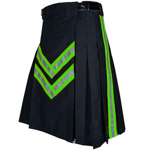 Kilt utilitaire de pompier noir et vert en coton robuste avec bretelles réglables, fait main, best-seller - Product Image 3