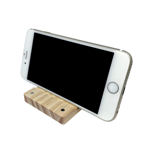 Support de téléphone portable en bois personnalisé avec miroir intégré, design chat, vert – Accessoires pour téléphone - Product Image 4