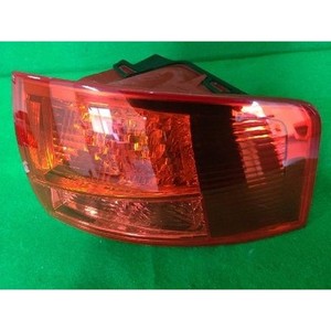 ไฟท้ายด้านขวา A8 D3 ปี 2002-2005 ของแท้ มือสอง รุ่น 4E0945096C - Product Image 2