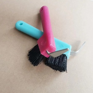 Cepillo de Goma Antideslizante con Mango Suave para Pezuñas de Caballo, Herramienta Profesional de Limpieza y Cuidado de Pezuñas - Product Image 6