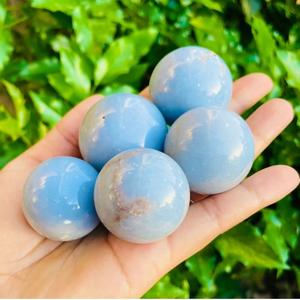 Esfera de Cristal de Angelita Natural, Bola de Piedra Preciosa Azul Pulida a Mano para Meditación, Reiki, Sanación Energética de Chakras, Decoración Feng Shui - Product Image 2