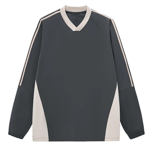 T-shirt à manches longues en coton Oxford 100% style universitaire, col en V, avec impression brodée personnalisée contrastée - Product Image 1