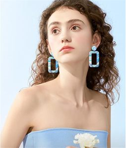 Pendientes Rectangulares de Resina Hechos a Mano, Ecológicos y de Moda, Chapados en Oro, con Resina Epoxi, Accesorios de Boda para Mujeres y Niñas, Tendencia Actual - Product Image 5