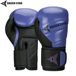 Gants de boxe Daizen Star blancs et roses en PU, fermeture à lacets, respirants, personnalisables, unisexes pour adultes - Product Image 3