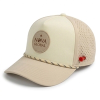 Casquette de baseball imperméable 5 panneaux pour hommes et femmes, idéale pour les sports de plein air, avec perforations, cordon et porte-marqueur de balle magnétique