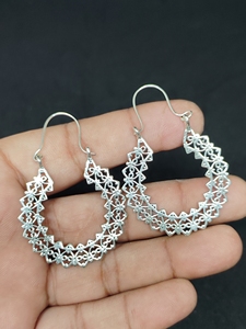Oferta Especial: Par de Pendientes de Aro Vintage con Filigrana, Pendientes de Aro Tallados en Plata y Latón, Joyería al por Mayor - Product Image 2
