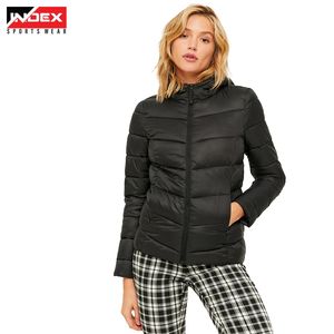 Chaqueta Acolchada de Moda para Invierno, Ligera y Cálida, para un Estilo Urbano Informal - Product Image 4
