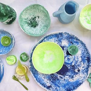 Jarra Moderna Ecológica de Resina con Asa para Servir Agua, Jugo, Leche en el Hogar, Cocina, Restaurante, Fiestas - Product Image 6