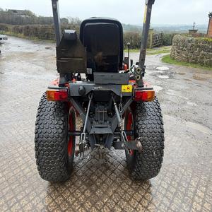 Tractor de Ruedas Kubota B2650 de Alta Calidad, Motor Potente, Diseño Duradero, Ideal para la Industria Agrícola, Precio Bajo, Entrega Rápida Disponible - Product Image 4