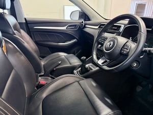 MG ZS SUV 1.5 2018 USADO EN BUEN ESTADO - Product Image 2