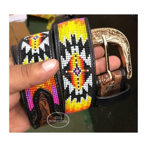 Cinturón de cuentas de cuero genuino para hombres de primera calidad Colores personalizados con diamantes de imitación y diseño de hebilla de metal - Product Image 2