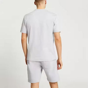 Conjuntos Deportivos Personalizados para Hombre de Otoño con Camisetas de Manga Corta y Pantalones Cortos Casuales de Secado Rápido en Tela de Poliéster/Algodón con Diseños Estampados - Product Image 3