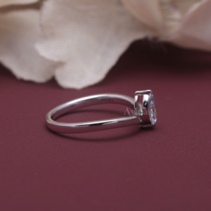 Anillo de Diamante Cultivado en Laboratorio con Certificado IGI, Oro Blanco/Rosa y Amarillo de 18K, Corte Marquesa Azul, Anillo de Compromiso Solitario para Mujer - Product Image 2