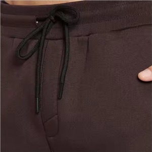 Ensemble de survêtement sportif pour homme, logo personnalisé, dernière mode 2024, haute qualité, 2 pièces, pour l'hiver, pour le sport et l'exercice - Product Image 4