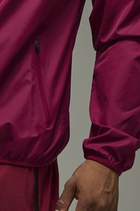 Veste coupe-vent pour homme, légère, résistante à l'eau, style bomber, personnalisable avec logo OEM, best-seller, en tissu ripstop Berry. - Product Image 5