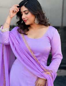 Magnifiques robes Anarkali Punjabi avec travail de sequins, taille et couleur personnalisées, vêtements traditionnels pour femmes, ensembles de vêtements indiens et pakistanais - Product Image 2