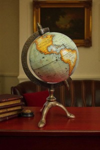 Globe terrestre en laiton avec carte antique, support trépied décoratif, décoration nautique pour bibliothèque, bureau, cadeau de voyage - Product Image 5